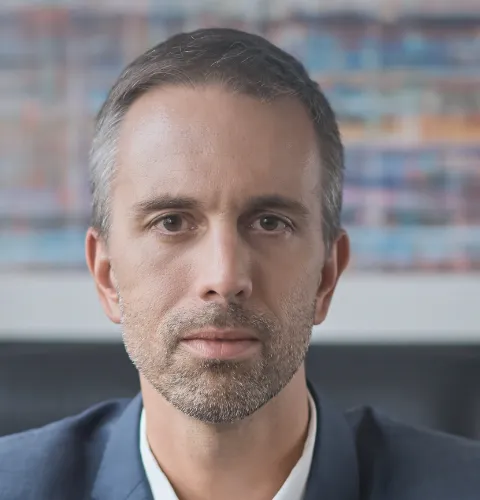 Dr. André Ferrari, médico ortopedista